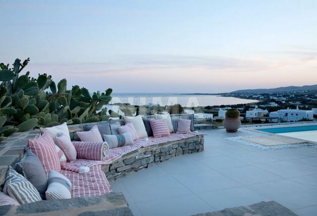 Holiday homes for Sale Paros, Islands (code N-14153)