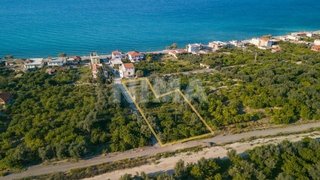 Grundstück - Investition zum Verkauf -  Derveni, Peloponnes