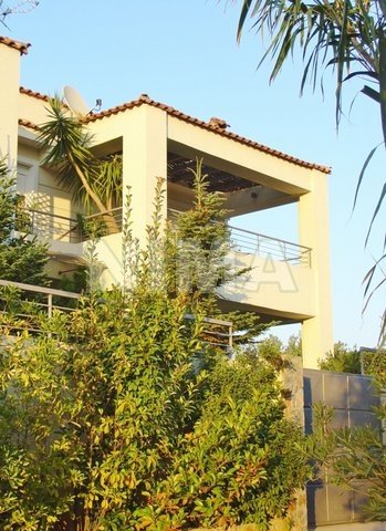 Semi detached house for Rent -  Kifissia Nea, Athens northern suburbs