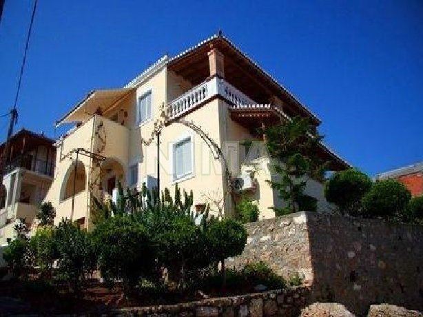 Holiday homes for Sale Spetses, Islands (code N-15372)