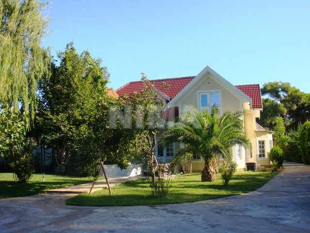 Freestanding house for Rent Varimbobi, Athens northern suburbs (code N-11939)