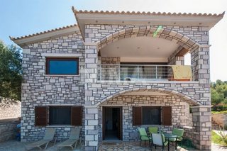 Hôtels et hébergements / Investissements à vendre -  Kyparissia, Péloponnèse