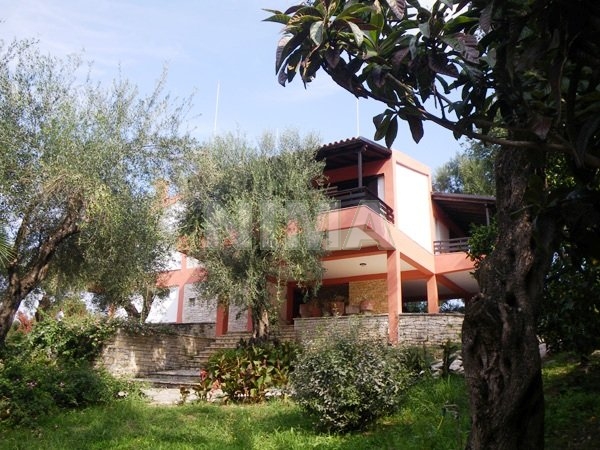 Maison de vacances à vendre Corfu, Îles (Référence N-11963)