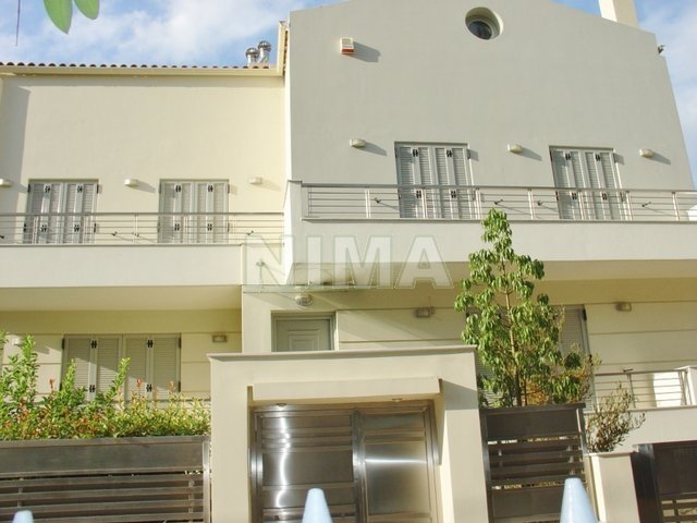 Semi detached house for Rent Kifissia, Athens northern suburbs (code N-4228)
