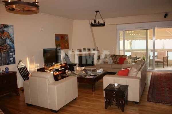 Semi detached house for Rent -  Gerakas, Athens eastern suburbs