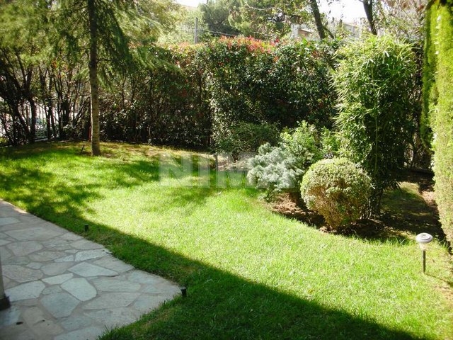 Semi detached house for Rent -  Kifissia - Kastri, Athens northern suburbs